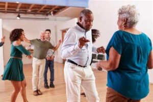 Florianópolis promove Baile Floripa 60+ para pessoas idosas 9