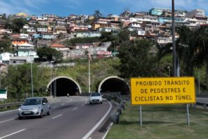 Túnel Antonieta de Barros em Florianópolis terá interdições para limpeza das vias 20