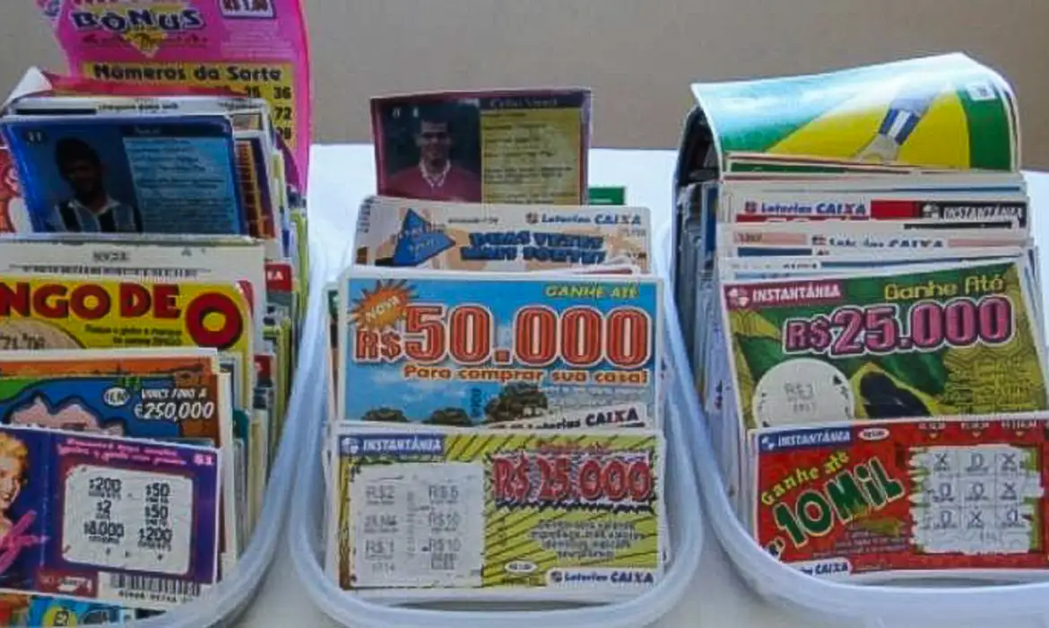 Caixa pode voltar a vender loteria instantânea, a popular raspadinha 1