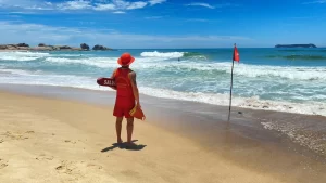 Mais de mil pessoas são salvas de afogamentos no litoral catarinense 2