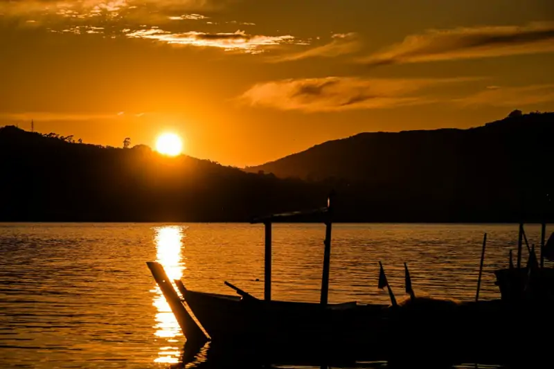 Santa Catarina terá semana marcada por calor intenso e temporais 1