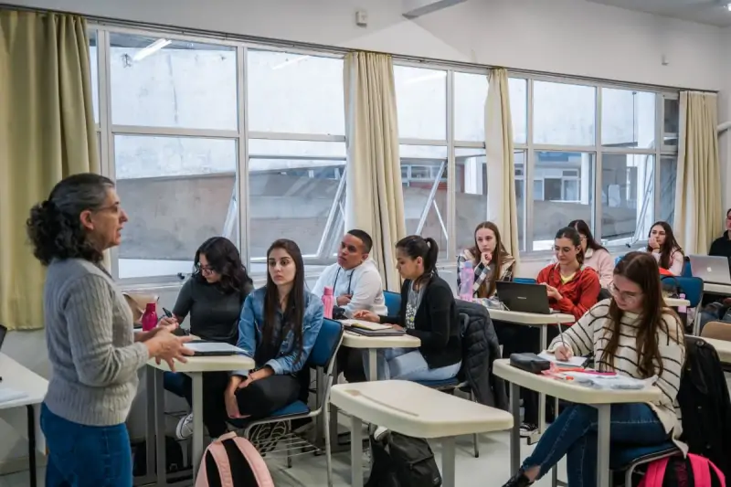 Universidade Gratuita será exclusivo para cursos presenciais a partir de 2024 1