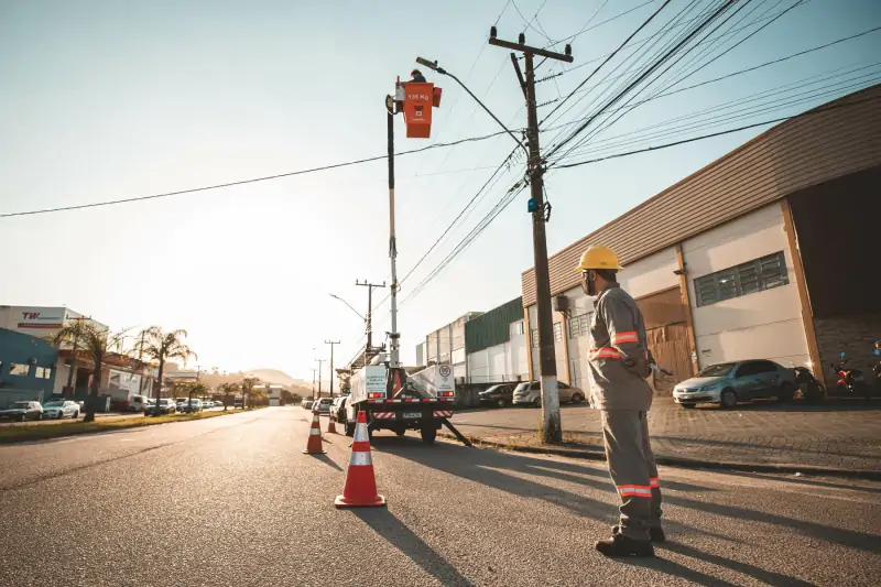 Saiba como reportar falhas na iluminação pública da Grande Florianópolis 1