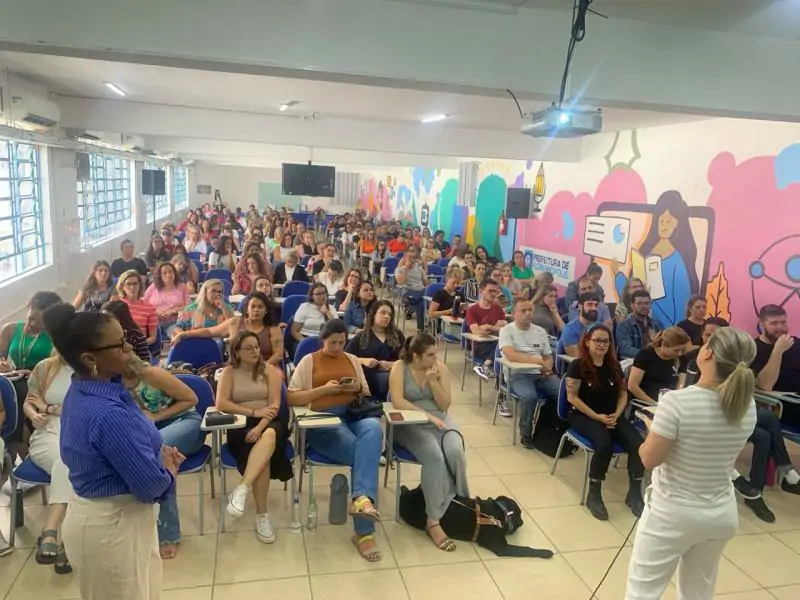 Tecnologia assistiva irá beneficiar cerca de 3000 estudantes da Educação Especial na rede pública de Florianópolis 1