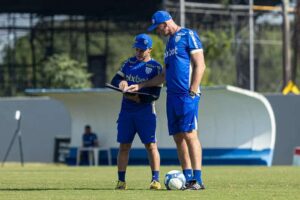 Avaí faz treino tático para enfrentar o Coritiba 12