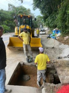 Leia mais sobre o artigo Iniciada a revitalização da estrada geral do Canto da Lagoa