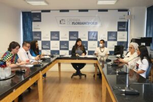 Projeto que dá segurança ao trabalho das parteiras tradicionais em Florianópolis avança na Câmara Municipal 19