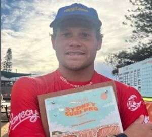 Surfista manezinho de 19 anos conquista título na Austrália 15