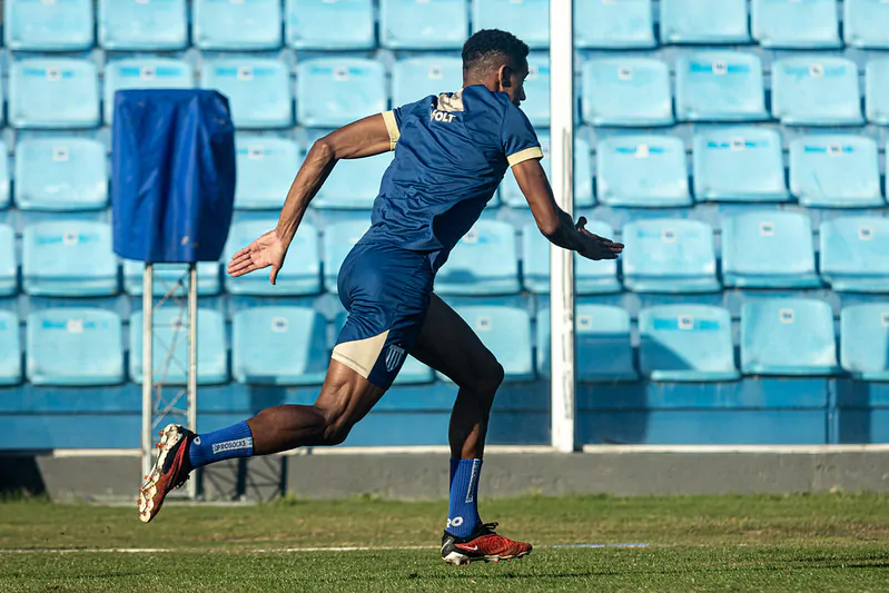 Avaí enfrenta a Chapecoense neste domingo na Ressacada 1