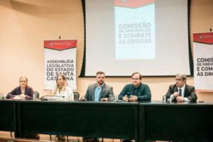 Leia mais sobre o artigo Seminário Estadual de Políticas sobre Drogas debate desafios e prevenção