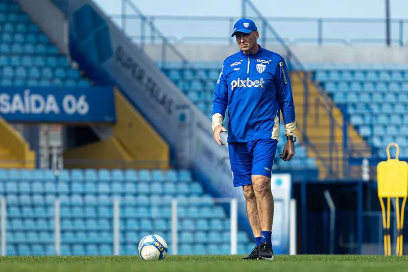 AVAÍ finaliza preparação para confronto contra o Ceará nesta sexta-feira 1