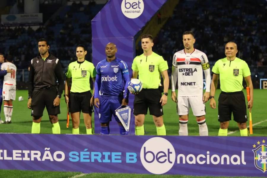 Avaí empata com o Botafogo-SP na Ressacada 1