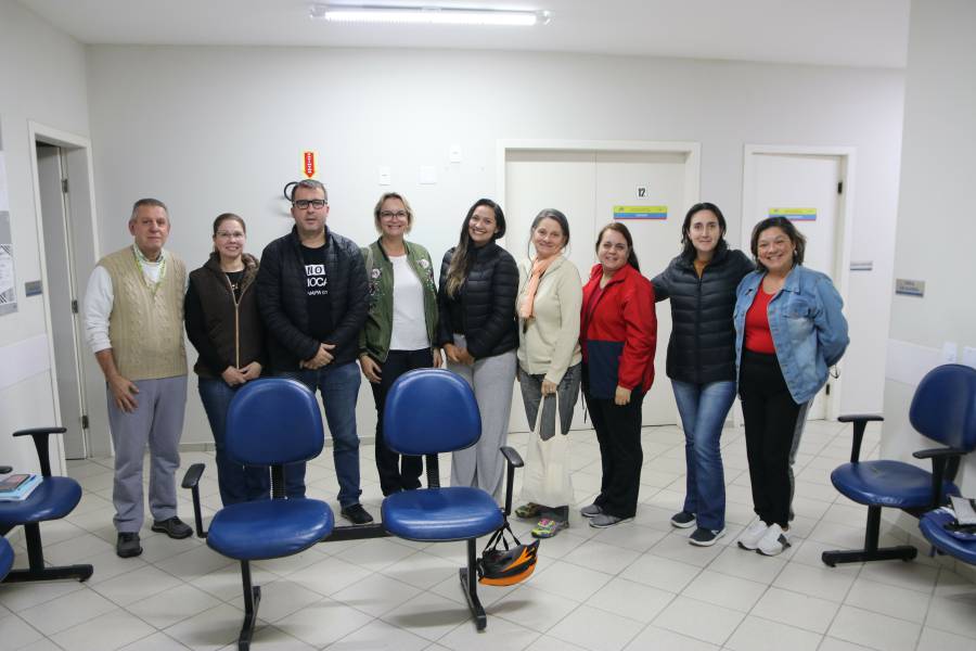 Conselho Local de Saúde do Carianos debate problemas locais em reunião 1