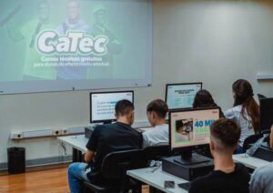 Leia mais sobre o artigo Inscritos têm até esta terça para confirmar matrículas nos cursos técnicos do CaTec