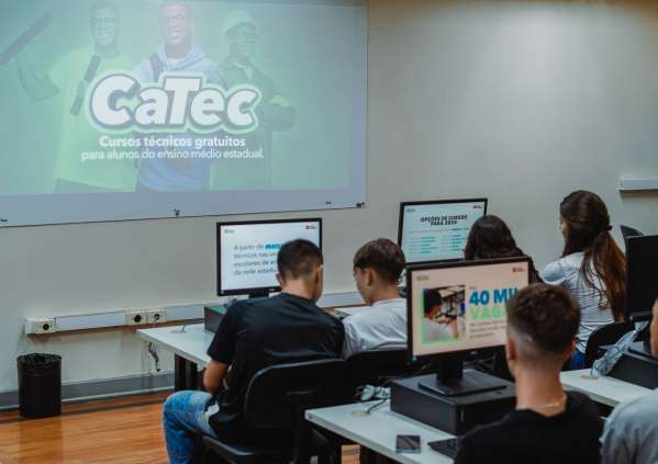 Pré-matrículas para cursos técnicos do CaTec terminam nesta quarta-feira 1