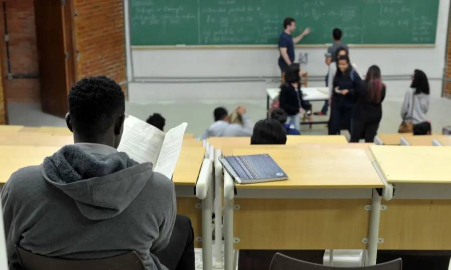 Prouni terá mais de 240 mil bolsas no segundo semestre 1