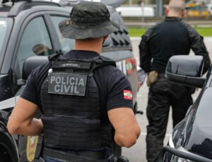 Leia mais sobre o artigo Polícia Civil de Santa Catarina cumpre 3,9 mil mandados de prisão em 2024, maior número já registrado