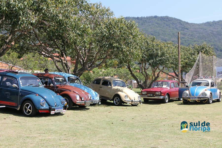 1º Encontro de Carros Antigos na ABA foi sucesso 21