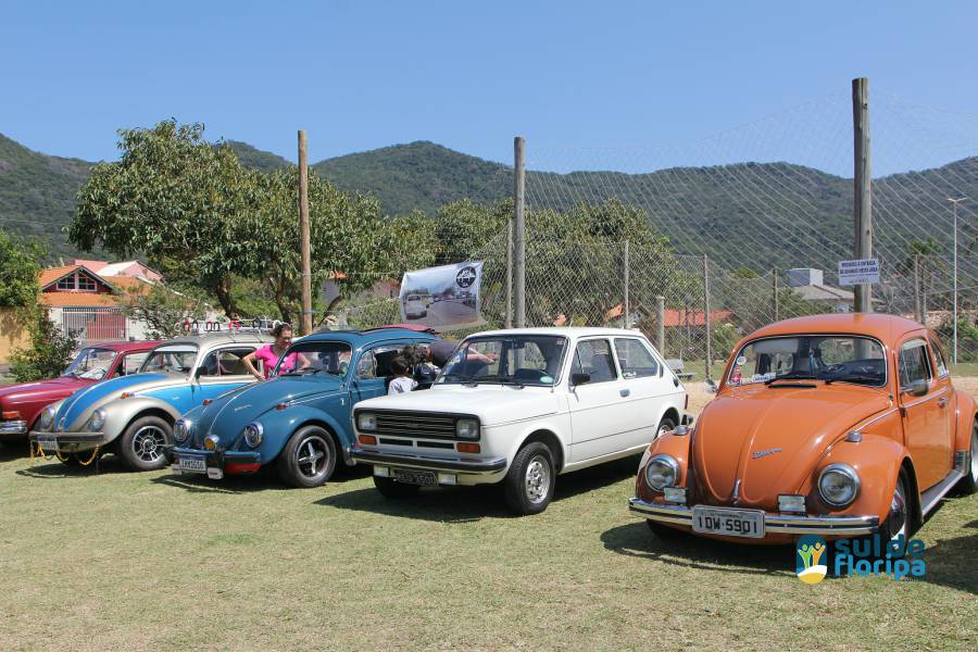 1º Encontro de Carros Antigos na ABA foi sucesso 5