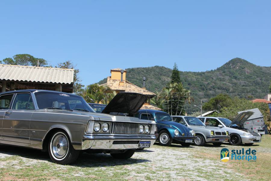 1º Encontro de Carros Antigos na ABA foi sucesso 8