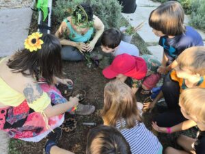 Charlie Florianópolis comemora a chegada da primavera com muito amor e boas energias 57