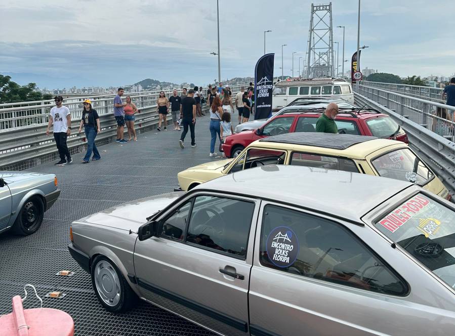 Ponte Hercílio Luz receberá cerca de 500 veículos antigos para exposição 2