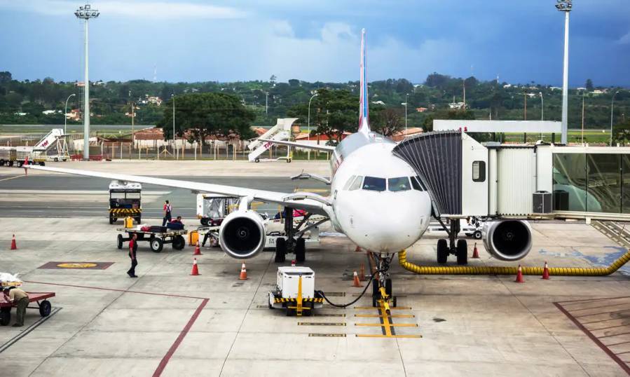 Querosene de aviação terá redução de 9,1% a partir de 1º de outubro 1