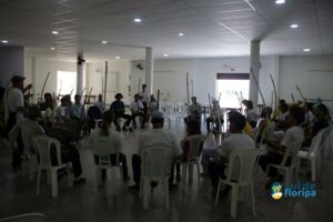 Oficina e vivência de Capoeira Angola com Mestre Gato Góes reúne dezenas de pessoas no Campeche 20