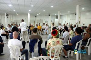 Oficina e vivência de Capoeira Angola com Mestre Gato Góes reúne dezenas de pessoas no Campeche 27