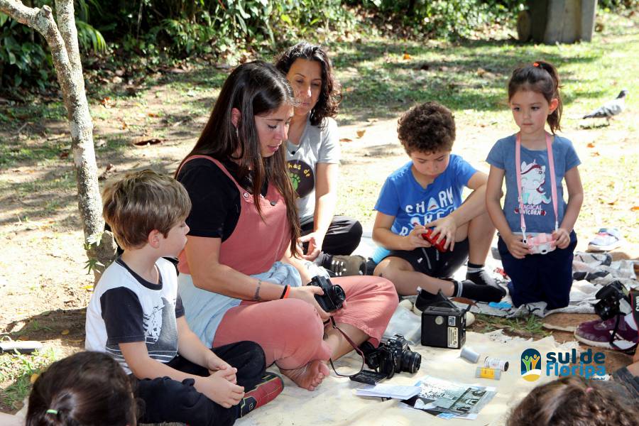 Trilha e Oficina de Fotografia para crianças no Horto Florestal 1