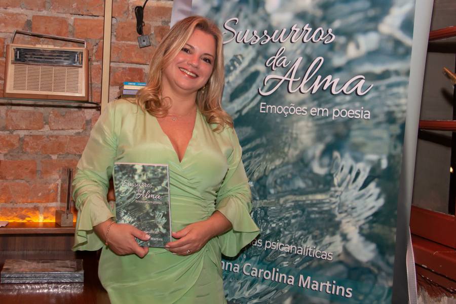 Vivências emocionais integram poesias de livro que será lançado em Florianópolis 1