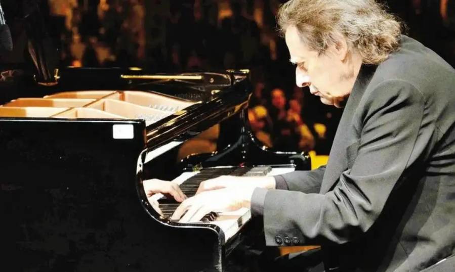 Morre em Florianópolis, aos 84 anos, o pianista Arthur Moreira Lima 6