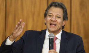 Leia mais sobre o artigo Pacote de corte de gastos será anunciado até terça, diz Haddad