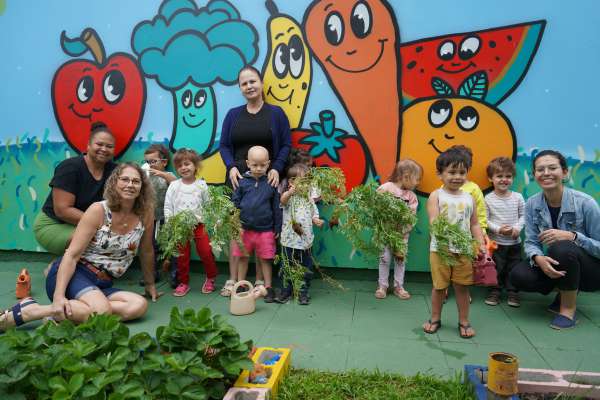 Projeto de Horta Estimula Hábitos Saudáveis em Creche do Carianos 18