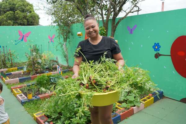 Projeto de Horta Estimula Hábitos Saudáveis em Creche do Carianos 23