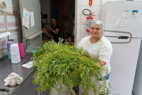 Projeto de Horta Estimula Hábitos Saudáveis em Creche do Carianos 25