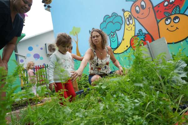 Projeto de Horta Estimula Hábitos Saudáveis em Creche do Carianos 4