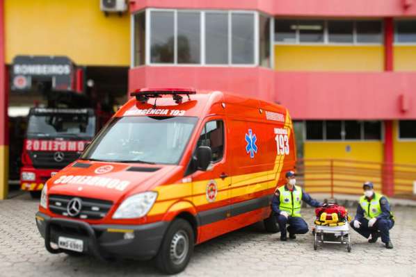 Corpo de Bombeiros Militar ganha reforço de ambulância em Florianópolis 1