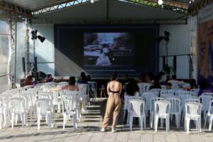 Leia mais sobre o artigo Freguesia do Ribeirão da Ilha recebe a terceira edição do Festival Lanterna Mágica de Cinema