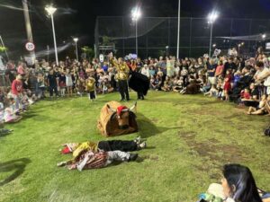 Festa de Natal encanta moradores na Praça do Carianos 6