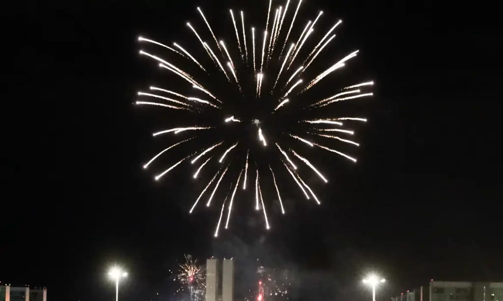 Médicos alertam para acidentes com fogos de artifícios nas festas 1