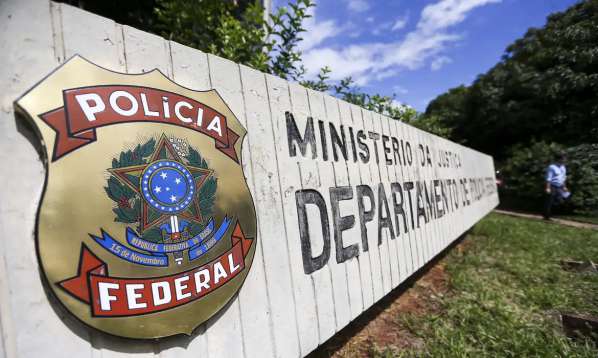 Polícia Federal abre inquérito para investigar R$ 4,2 bi em emendas 3