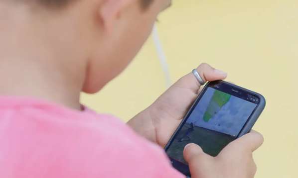 Senado aprova projeto para restringir uso de celular em escolas 1