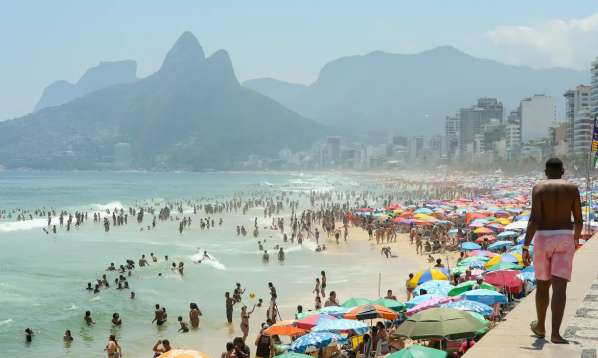 Turistas brasileiros injetarão R$ 148 bi na economia durante o verão 1