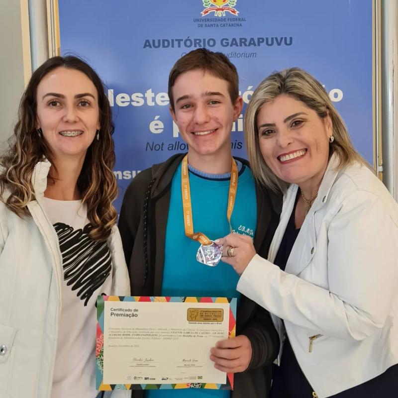 Rede municipal de ensino de Florianópolis é ouro na OBMEP 1