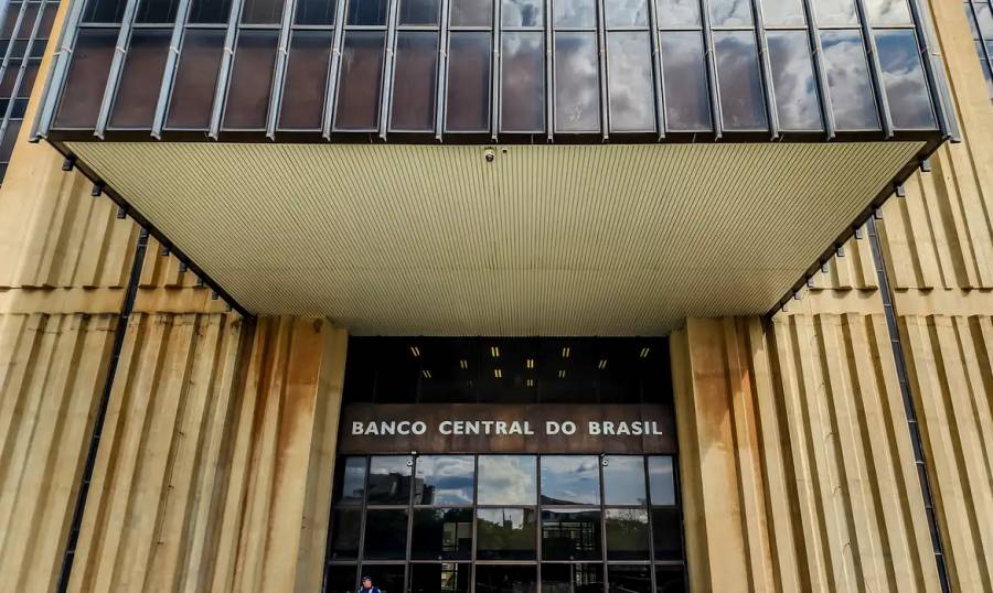 Copom eleva juros básicos da economia para 13,25% ao ano 1