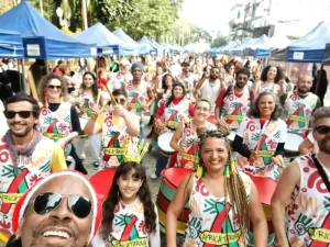 Leia mais sobre o artigo Africatarina participa dos Ensaios de Carnaval no Rio Tavares, em Florianópolis