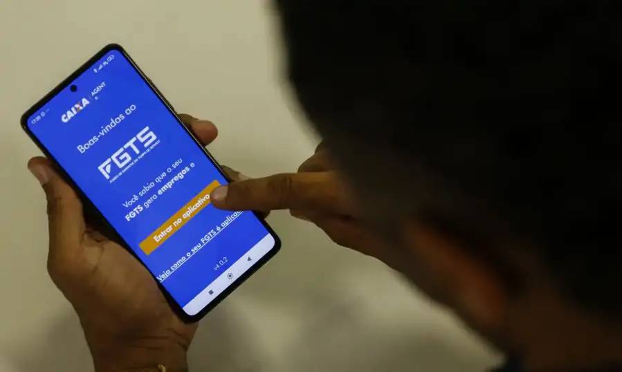 Governo vai liberar saldo do FGTS a quem optou por saque-aniversário 3