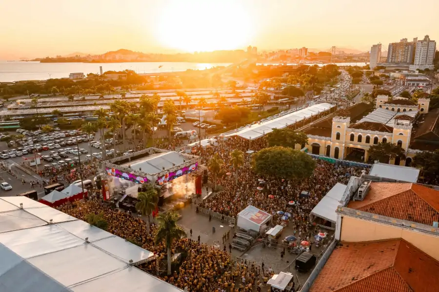 Bailinho Infantil, arrastão dos blocos e boi de mamão movimentam o último dia de carnaval de rua de Florianópolis 6