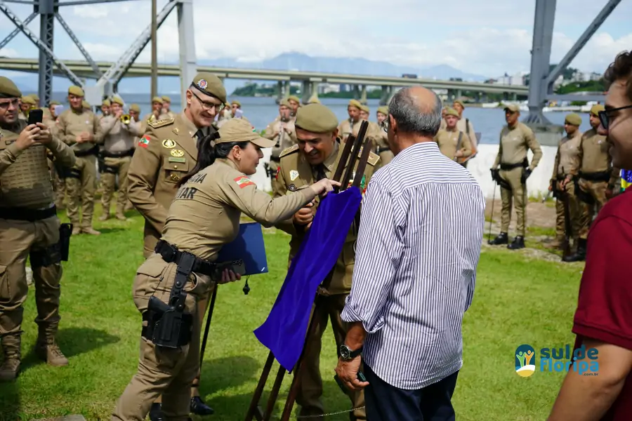 4º BPM Tem Novo Comandante: Solenidade Marca a Passagem de Comando em Florianópolis 19